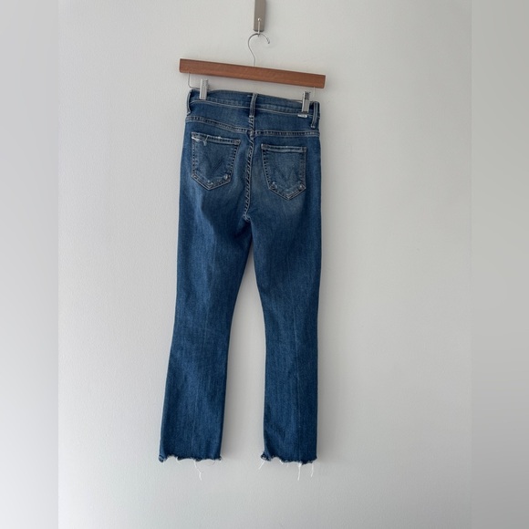 MOTHER Insider Crop Step Chew Jeans in Dancing On Coals 24 - Picture 5 of 7